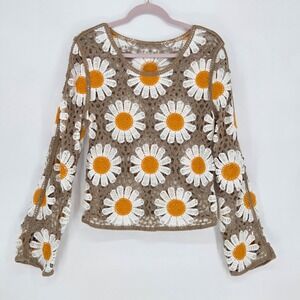 American Flirt Women Medium Daisy Floral Crochet Top Artsy Cutesy Festival Boho